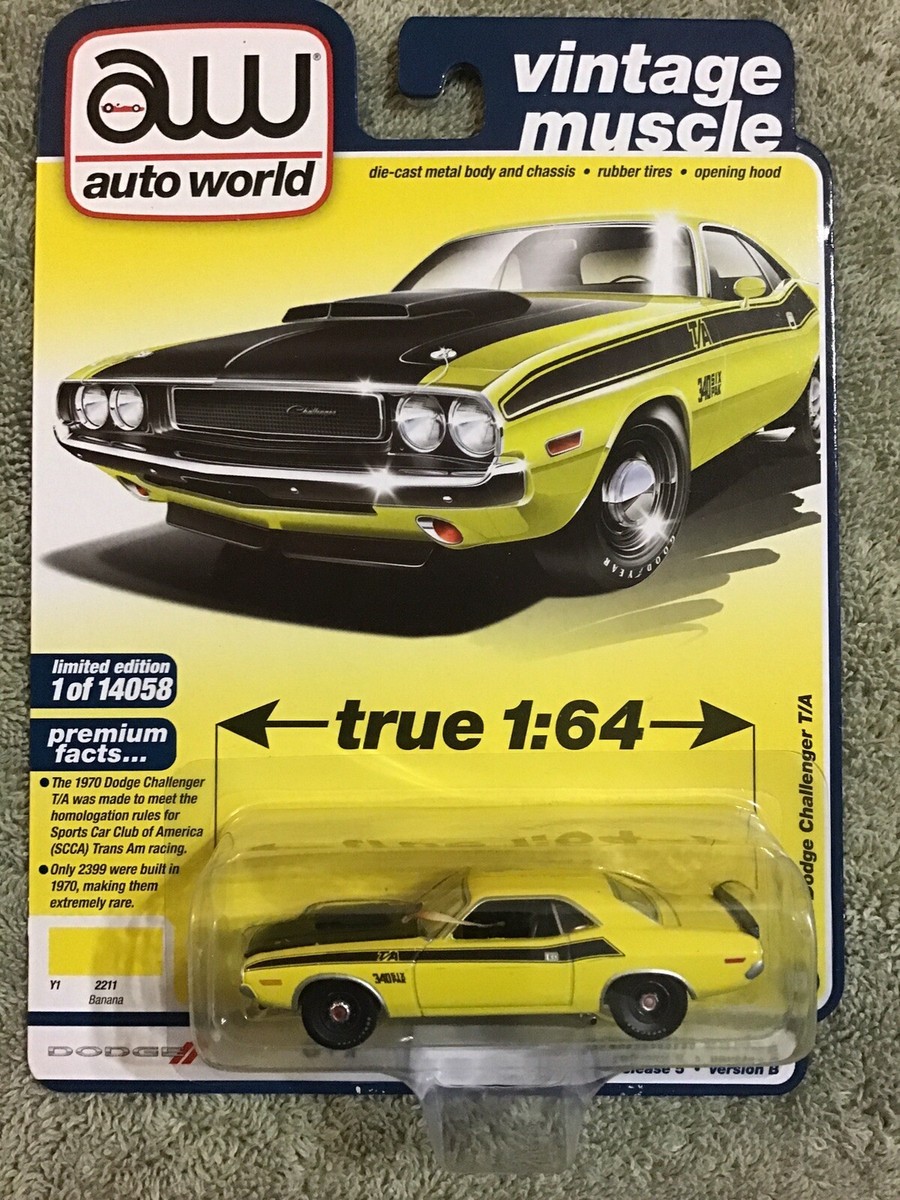 1970 DODGE CHALLENGER T/A Yellow - 2021 Auto World Premium Vintage