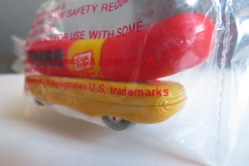 1993 VINTAGE NEW Hot Wheels® Oscar Mayer® Retro Wienermobile® in Sealed Bag Mint - Picture 3 of 21