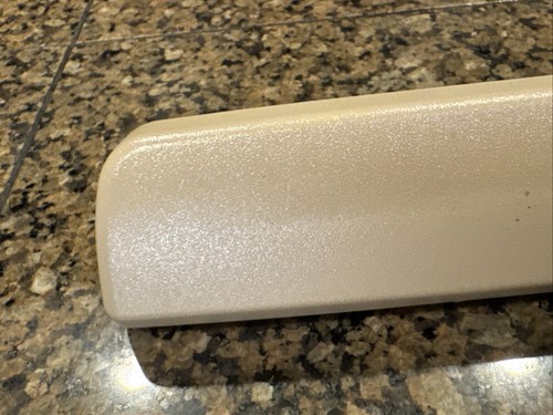 92-99 MERCEDES W140 W202 REAR THIRD 3RD BRAKE LIGHT COVER CAP 1408260524 BEIGE - Picture 4 of 10