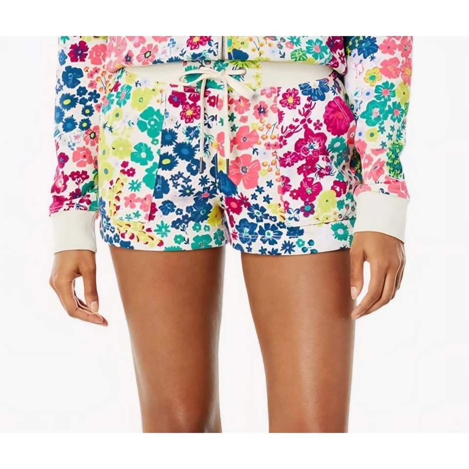 Conjunto Sudadera y Pantalones Cortos Champion Campus Terry Francés Cuello Redondo Floral Lg Ocio Foto 2 de 4