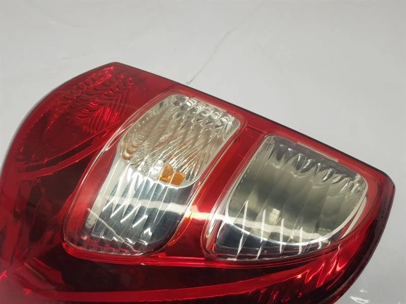 2008 DAIHATSU TERIOS REAR TAIL LIGHT LH PASSENGER SIDE 5 DOOR ESTATE - Image 3 of 4