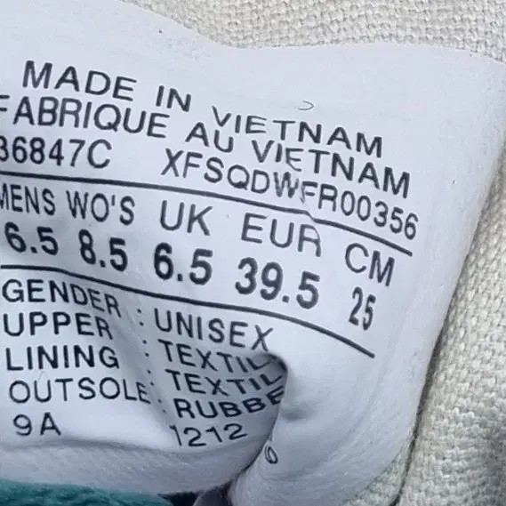 Converse Chuck Taylor Green High-Top Sneakers 250