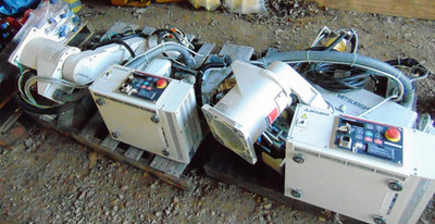 (1) MITSUBISHI MELFA RH-20SDH INDUSTRIAL ROBOTIC ARM + CONTROLLER CR2DA-700
