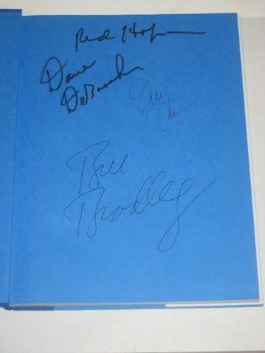 KNICKS' 50th Signed BOOK w/ Beckett LOA - HOLZMAN, BRADLEY, MONROE, DeBUSSCHERE - Picture 3 of 8