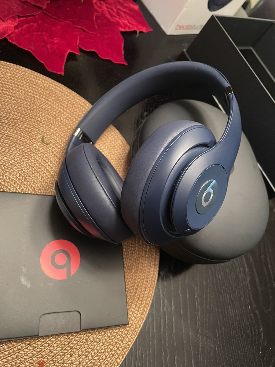Beats by Dr. Dre Studio3 Headband Wireless Headphones - Blue