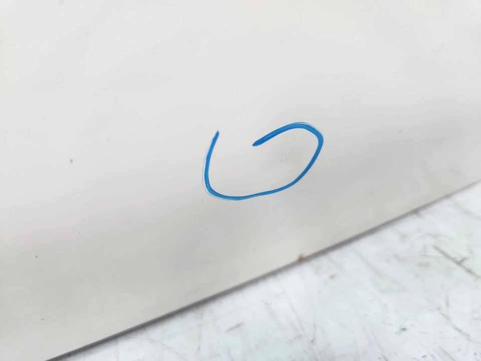 ✅ 98-02 OEM Toyota Land Cruiser J100 задняя дверь подъемный борт крышка багажника белый * - Изображение 2 из 4