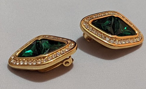 Vintage Swarovski SAL Emerald Green and Clear Rhinestones Clip On Earrings - Picture 6 of 8