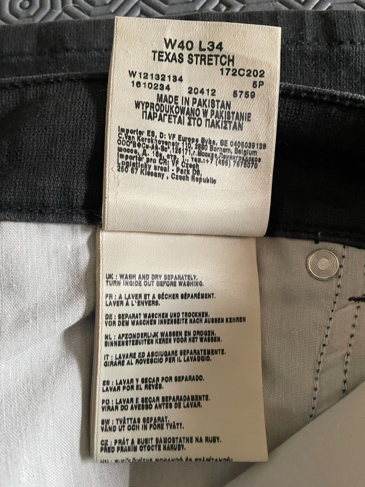 Men's Wrangler Texas Straight Stretch Jeans, W40"/34"L, Ex. Condition image 4