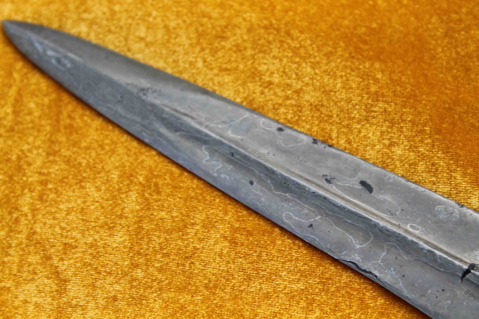 old antique Mughal Rajput Maratha warrior wootz/ damascus mix blade katar knife