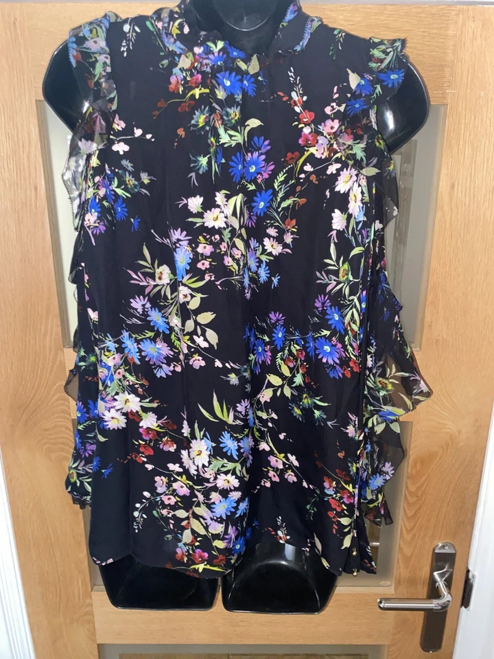 BLUSA/TOP DE SEDA PARKER FLORAL HOMBRO FRÍO TALLA PEQUEÑA Foto 2 de 4