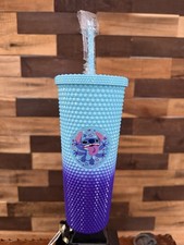 Taza de viaje acrílica con tachuelas piramidales Ombre de Disney Stitch. Nuevo