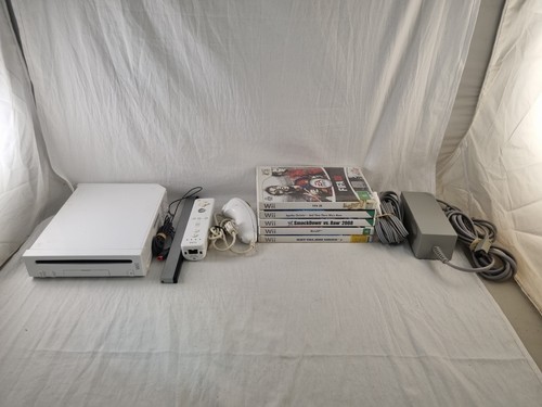 Nintendo Wii Console Bundle Remotes Games FREE POSTAGE READY TO PLAY