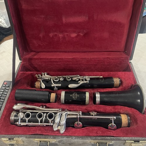 Buffet Crampon E-11 Wood Clarinet