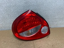 2000 to 2001 Nissan Maxima Left Driver Lh Side Tail Light OEM V3197 DW