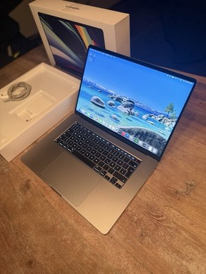 Apple MacBook Pro 16 Zoll Retina I9 8Core 2.4GHz 64GB RAM 4TB SSD OVP Neuwertig