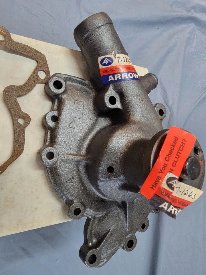 BOMBA DE AGUA CARDONE 58-110, 64-70 BUICK, OLDS 300, 350, JEEP 65-71 340 Foto 4 de 4