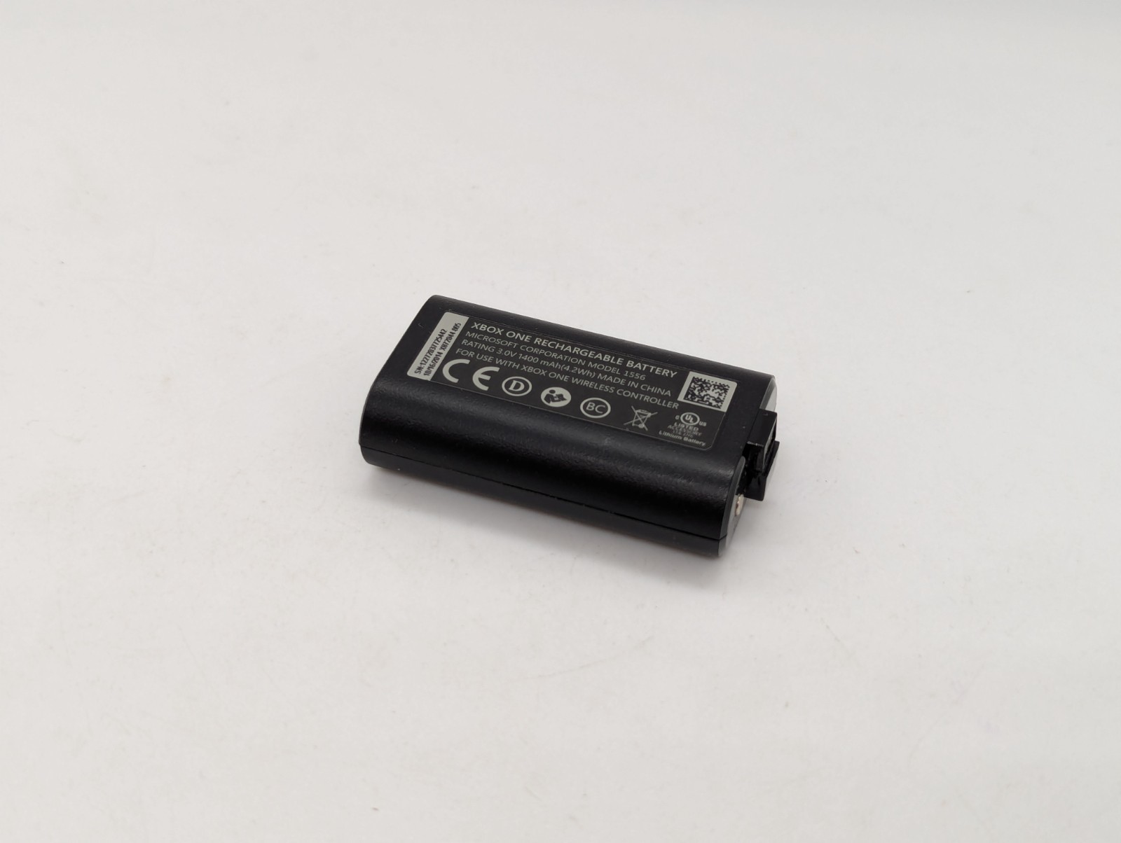 Microsoft Xbox rechargeable battery black for Series X S One Play 1556 charging
