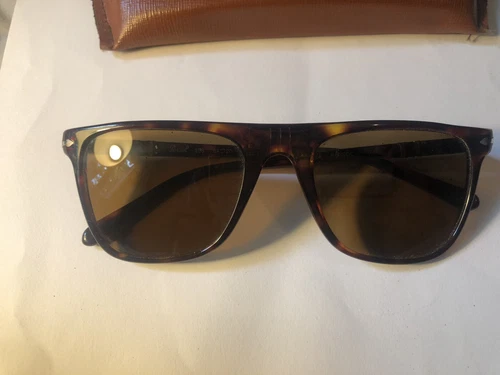Persol sunglasses in Very Good condition