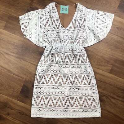 JM Women Sz M White Eyelet Overlay Dress Flutter Sleeve