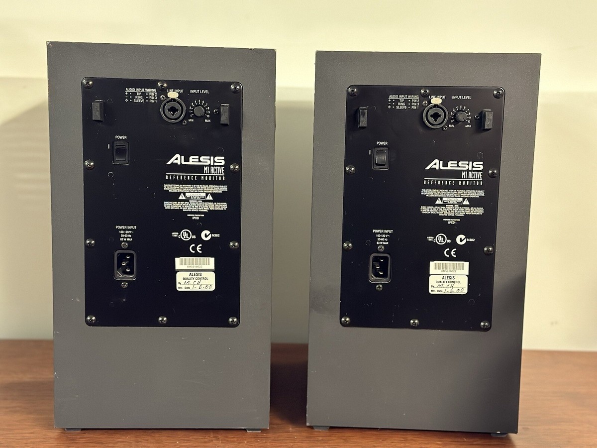 Alesis M1 Active Mk2 Studio Monitors Pair Black Speakers Alesis M1 Active Mk2 Studio Monitors Pair Black Speakers
