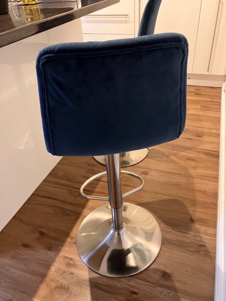 1/2/4x Breakfast Velvet Bar Stools Swivel Gas Lift Rest Chair Kitchen