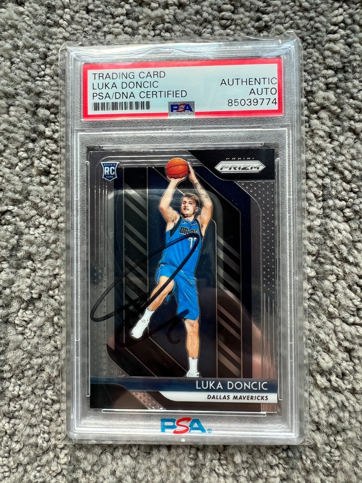 LUKA DONCIC SIGNED ROOKIE CARD 2018 PANINI PRIZM #280 AUTO MAVERICKS RC PSA/DNA