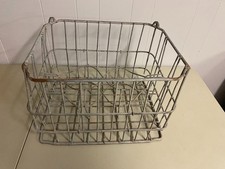 Heavy Vintage Wire 1/2 Gallon 8 Bottle Milk Crate Dairy Maids St. Louis RARE