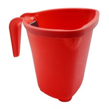 Paint kettle with magnet