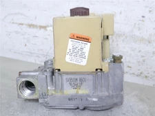 Honeywell Smart Gas Valve SV9500M8600 SmartValve 406710 CRACKED HOUSING #62