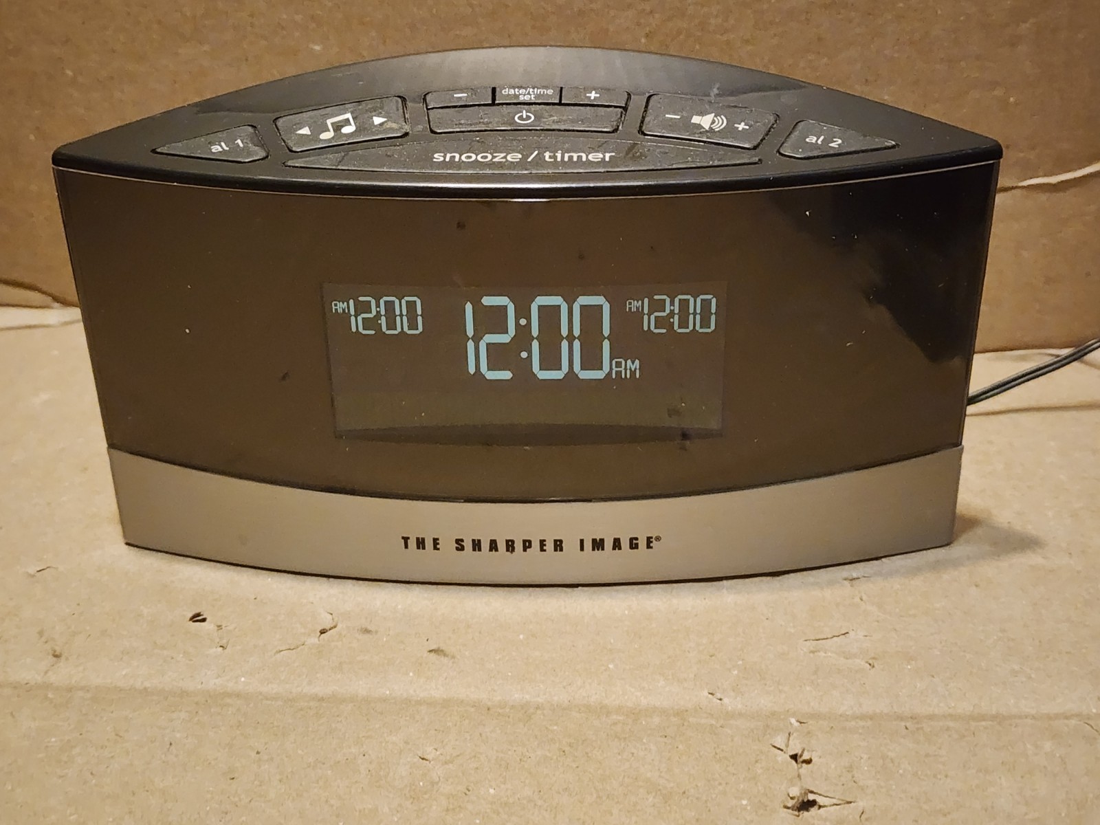 Sharper Image EC-B100 Dual Alarm Clock w/20 Different Soothing Sounds + OEM AC