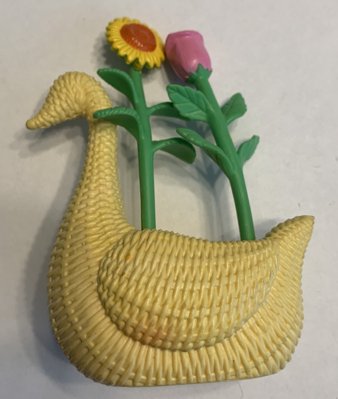 Vintage Cabbage Patch Tub Bathing Swan