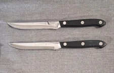 Lot of 2  J A Henckels International Steak Knives 35195-100 4.5"