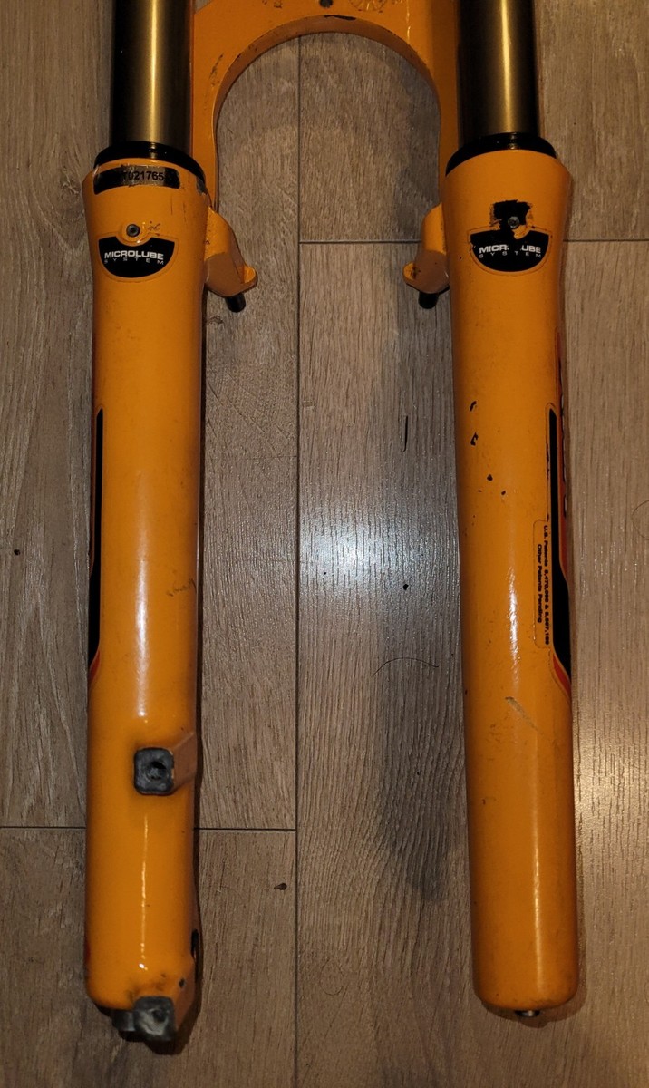 VINTAGE MANITOU X-VERT T DUAL CROWN FORK 26