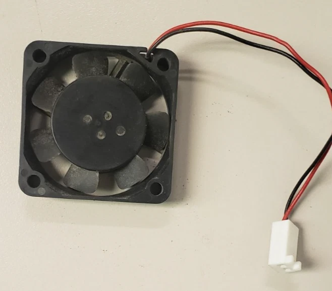 FAN 4mm 2PIN POWER - Image 2 of 3