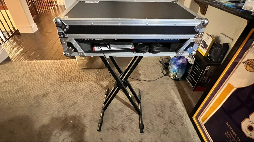 Pioneer DDJ-1000 DJ Controller with ProX Flight Case - Preowned Bundle - Image 3 of 4