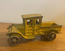 AC Williams Cast Iron Truck Rare Yellow Pickup LA-20