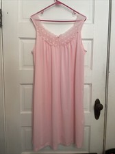 Vintage Lorraine Lingerie Large Pink Nightgown