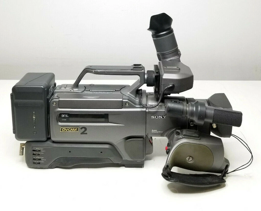 SONY 業務用ビデオカメラ DSR-300 基本動作ＯＫ SONY 業務用ビデオカメラ DSR-300 基本動作OK DSR-300 / DVCAM