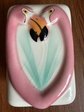 Petite boîte à bibelots flamants roses Ronnie's Ceramic Co. en forme de coeur