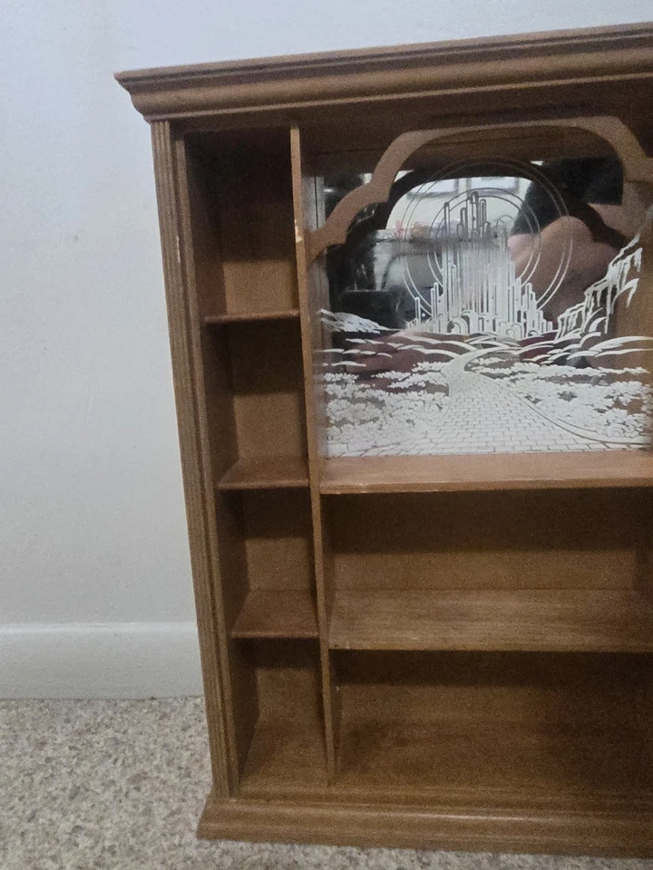RARE VTG Rustic Country Wood Etched Wall Mirror Shelf Emerald City Wizard Of Oz - Image 4 of 4