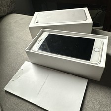 iPhone 7, 128GB, Unlocked  Ready To Use  Battery Works Good For A Day, See Pic