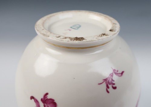 18th C. Royal Vienna 9.25" Coffee Chocolate Pot Antique Austria Wien Porcelain - Picture 16 of 19