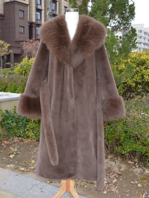 SLOBE IENA Mink Fake fur Coat ベージュ Ice Oversized Mink Fur Coat - 100% Real Fur - Haute Acorn