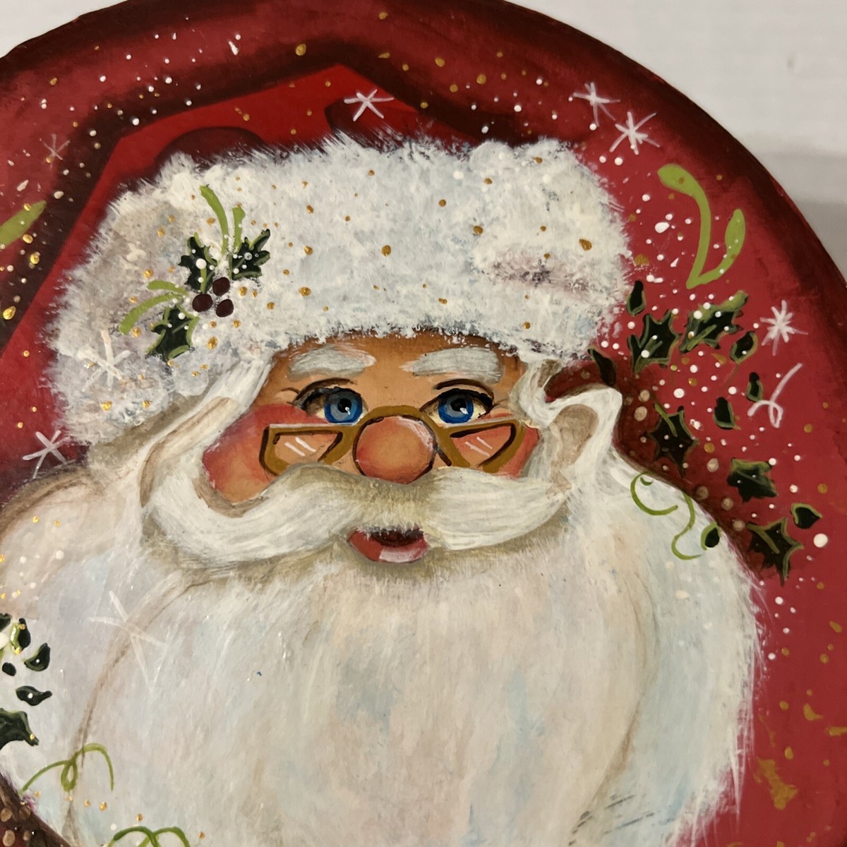 Vintage Hand painted Santa Christmas gift box round with lid