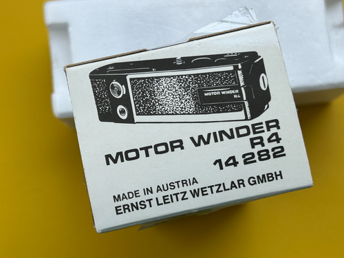 LEICA Motor - Winder R4 / 14282. - Bild 9 von 11