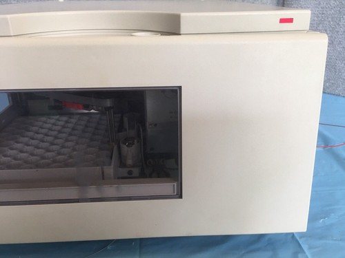 Agilent 1100 HPLC system G1377A u-WPS Micro Well-Plate Autosampler - Picture 6 of 8