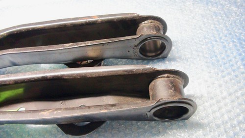 TC TD MK3 CORTINA GENUINE FORD NOS REAR SUSPENSION LOWER ARM & BUSH ASSY'S - Picture 7 of 11