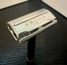 Vintage 1970’s Schick Krona DE TTO Safety Razor/37 grams