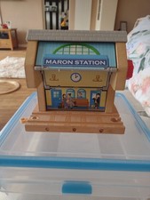 Thomas & Friends Wooden Railway 3 in 1 Scenes Maron Station Ice Cream Fac Sodor