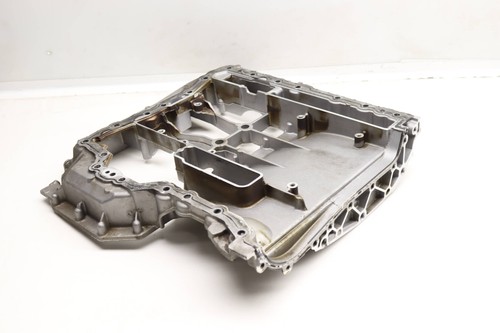 2015-2017 AUDI S5 3.0L - Upper Engine OIL PAN / SUMP 06E103603BD - Picture 2 of 5